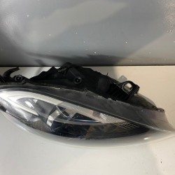 Far dreapta fata halogen Volvo V40 2012-2019 31283327