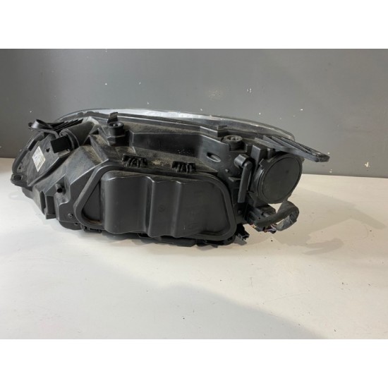 Far dreapta fata halogen Volvo V40 2012-2019 31283327