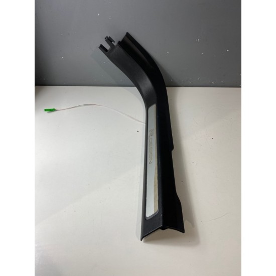 FRONT LEFT SILL PLATE TRIM COVER ILUMINATED VOLVO S90 R-DESIGN V90 31377616
