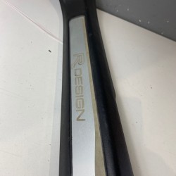 FRONT LEFT SILL PLATE TRIM COVER ILUMINATED VOLVO S90 R-DESIGN V90 31377616