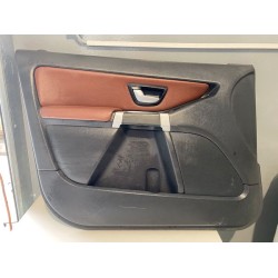 Door panel front left VOLVO XC90 2007-20014 39896700