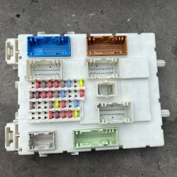 Fuse Box Volvo V40 V40CC 2012-2019 31394135 31296059