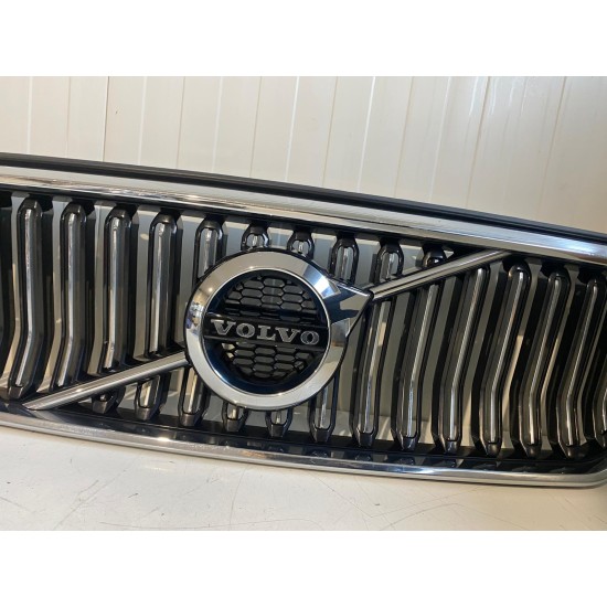 Grila bara fata VOLVO XC40 INSCRIPTION 2018-2022 31457347 31457344