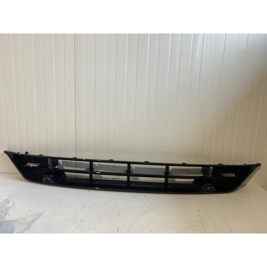 Grila bara fata partea de jos VOLVO S90 V90 32227395