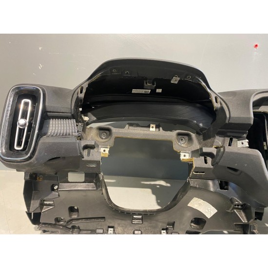 Kit plansa de bord cu 3 airbag-uri VOLV0 XC40 2018+ 31442600 31442543