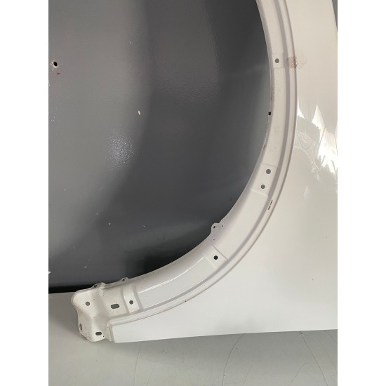 Aripa stanga Volvo XC90 2003-2014 30796494 Aripa stanga Volvo XC90 2003-2014 30796494