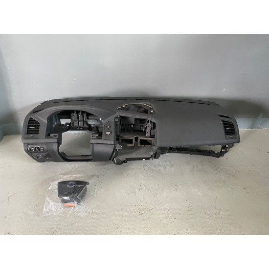 Plansa de bord piele cu distronic 2 airbag-uri VOLVO XC60 2008-2017 31393668