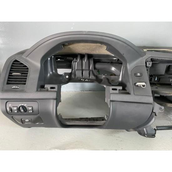 Plansa de bord piele cu distronic 2 airbag-uri VOLVO XC60 2008-2017 31393668