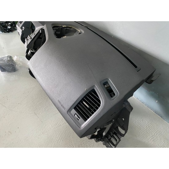 Plansa de bord piele cu distronic 2 airbag-uri VOLVO XC60 2008-2017 31393668