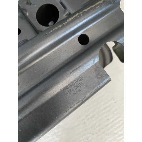 Armatura bara spate VOLVO VXC40 2019 31448655