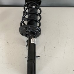 Amortizor fata cu arc dreapta VOLVO XC40 2019 32246642