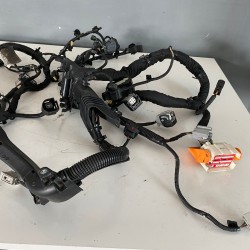Engine wiring harness VOLVO XC40 2019 31499178