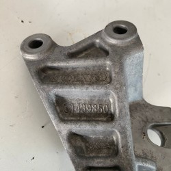 Catalytic Converter Lower Bracket Volvo S60 V60 S90 V90 XC40 XC60 XC90 2016-2023 31439850 