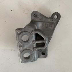 Catalytic Converter Lower Bracket Volvo S60 V60 S90 V90 XC40 XC60 XC90 2016-2023 31439850 