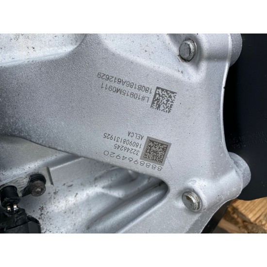 Punte spate completa 4x4 VOLVO XC40 2019 32221344