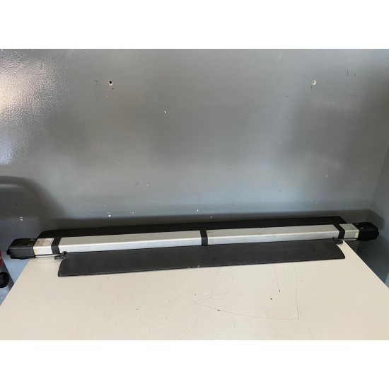 Rulou portbagaj VOLVO XC90 2003-2014 39815816 Rulou portbagaj VOLVO XC90 2003-2014 39815816