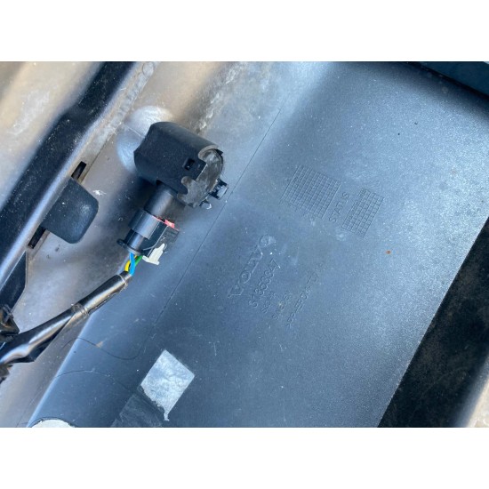 Bara spate VOLVO V60 2014-2018 32165263 31353347 39808176 Bara spate VOLVO V60 2014-2018 32165263 31353347 39808176