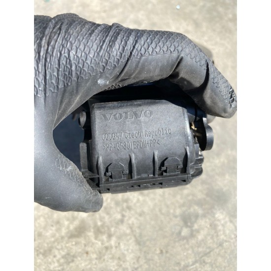 Capac usita rezervor VOLVO V60 D6 HYBRID 2014-2018 31299106 30659859 31416644 31440252 Capac usita rezervor VOLVO V60 D6 HYBRID 2014-2018 31299106 30659859 31416644 31440252