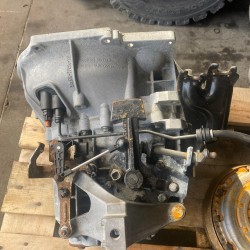 Manual gearbox 1.6 diesel Volvo S40 V50 C30 C70 3M5R-7002-YG 36050333