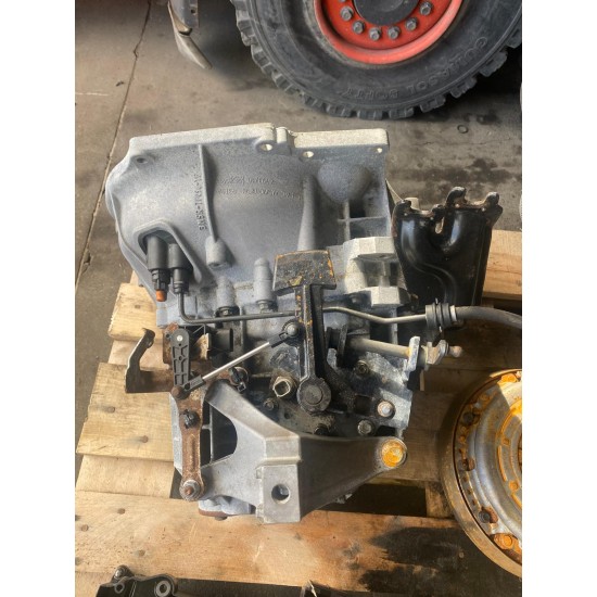 Manual gearbox 1.6 diesel Volvo S40 V50 C30 C70 3M5R-7002-YG 36050333