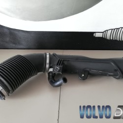 Air intake hose Volvo XC40 32224382