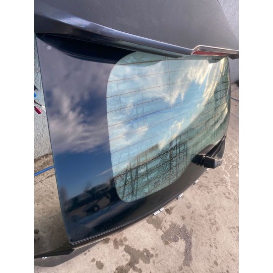 Rear window VOLVO V40 2013-2014 32244815