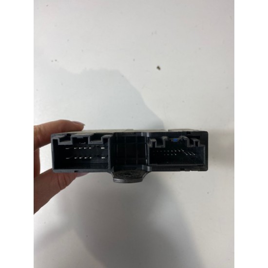 Tailgate control unit module VOLVO S90 2017+ 31676619 32200220 Tailgate control unit module VOLVO S90 2017+ 31676619 32200220