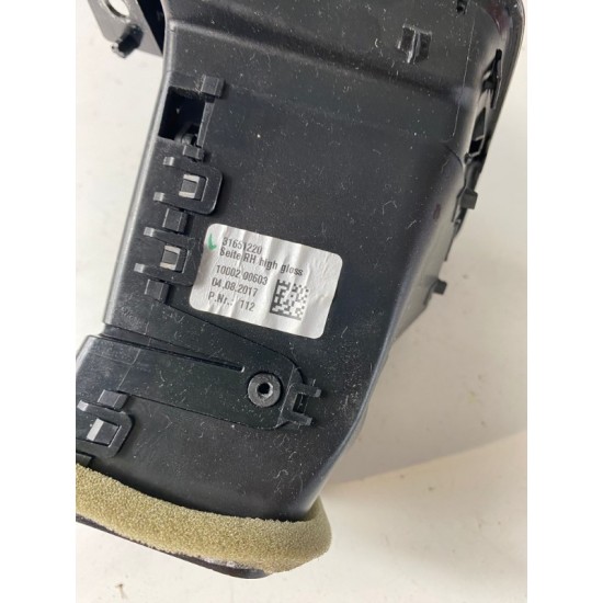 Grila aerisire bord dreapta VOLVO S90 V90 31651220 31366585