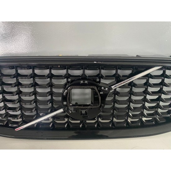 Grila bara fata VOLVO XC60 FACELIFT R-DESIGN 2022+ 32133812 32409198