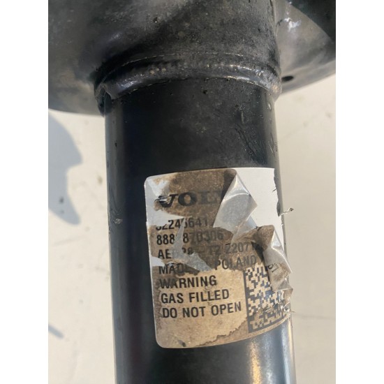 Amortizor fata cu arc stanga VOLVO XC40 2019 32246641