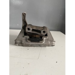 Tampon motor dreapta VOLVO XC40 2018+ 31460250