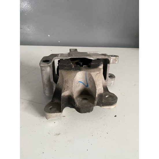 Tampon motor stanga VOLVO XC40 2018+ 31460251 Tampon motor stanga VOLVO XC40 2018+ 31460251