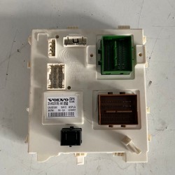 Fuse box Volvo XC40 31453185