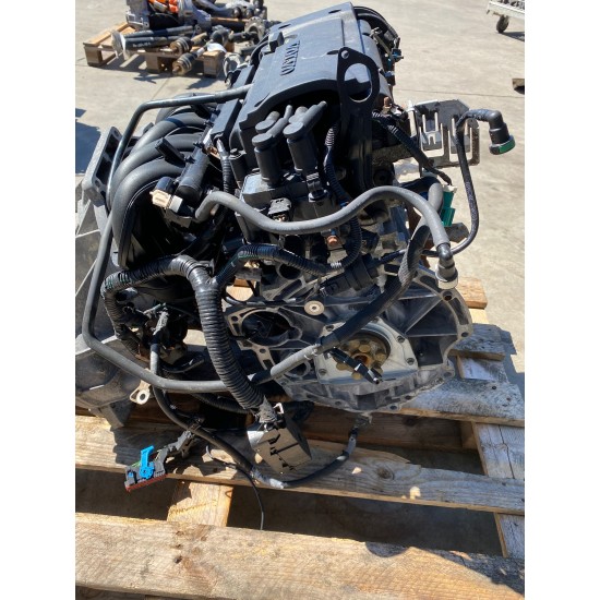 Engine 4 CYL C30 2009 B4164S3 36050046