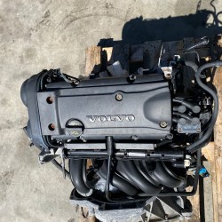 Engine 4 CYL C30 2009 B4164S3 36050046
