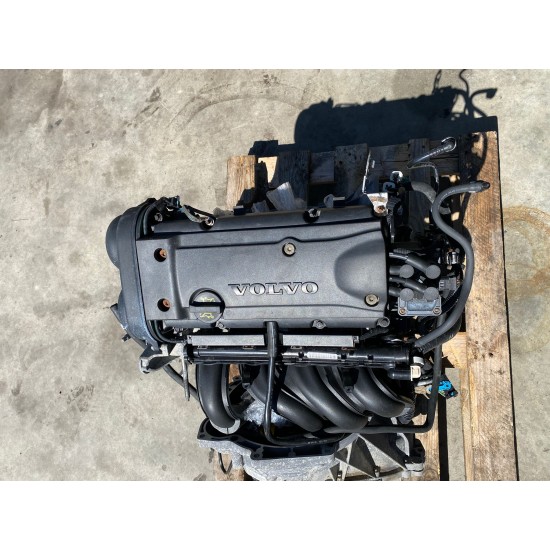 Engine 4 CYL C30 2009 B4164S3 36050046