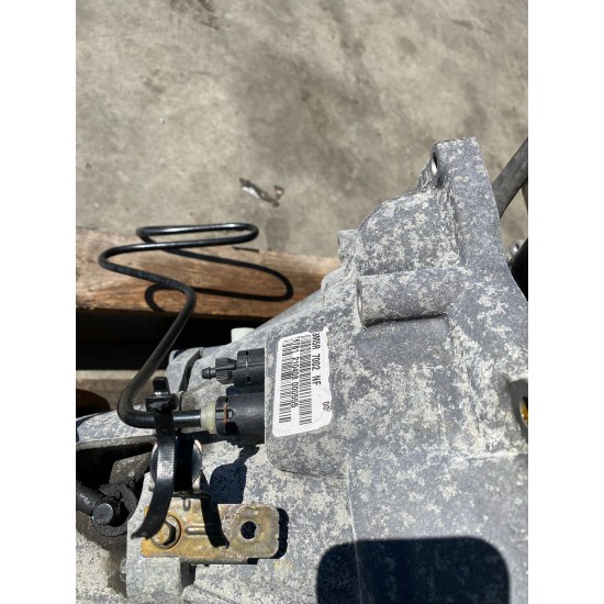 Manual Gearbox 1.6 benzine Volvo S40 V50 C30 3M5R-7002-NF 8252267