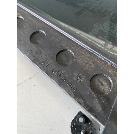 Rear right window glass VOLVO S60 2011-2018 31385449