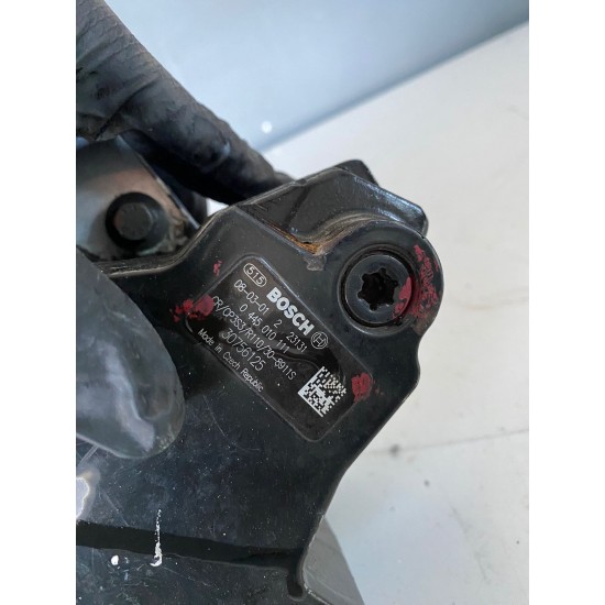 Pompa inalta presiune Volvo XC70 S60 XC90 V70 S80 C30 V50 C70 8692521 36001127 30756125 31303475