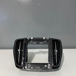 Central dashboard grille VOLVO XC60 2018+ 31417738 31477274 31477275 31417742 31417744