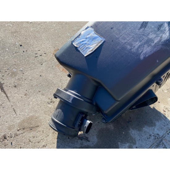 Carcasa filtru aer Volvo V60 S60 S80 V70 XC60 2011-2017 30792196 30748207 31370671 Carcasa filtru aer Volvo V60 S60 S80 V70 XC60 2011-2017 30792196 30748207 31370671