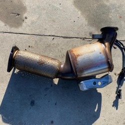 Catalytic converter VOLVO XC70 V70 V60 XC60 31338671 9G9N-5C212-BD 36010043