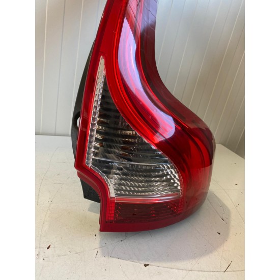 Stop dreapta Volvo XC60 2008-2017 31323035