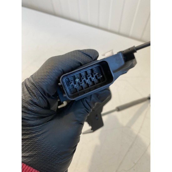 Broasca incuietoare usa spate stanga Volvo XC60 30799324 31253916