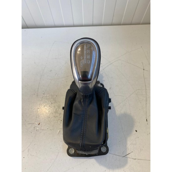 Schimbator de viteze automat Volvo S60 S80 XC70 XC60 V60 31325216 31325257 31367427 31325579