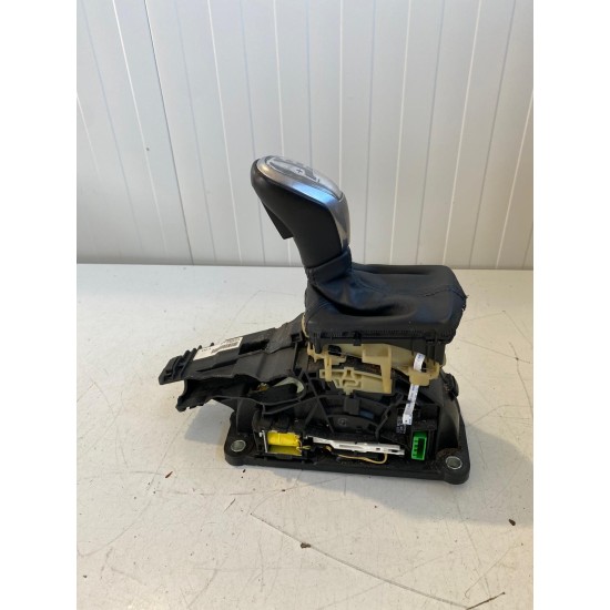 Schimbator de viteze automat Volvo S60 S80 XC70 XC60 V60 31325216 31325257 31367427 31325579