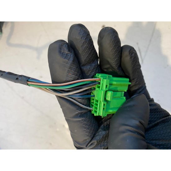 Oglinda dreapta electrica cu rabatare si bec 8 FIRE LHD VOLVO XC60 2009-2013 31298497 31371138