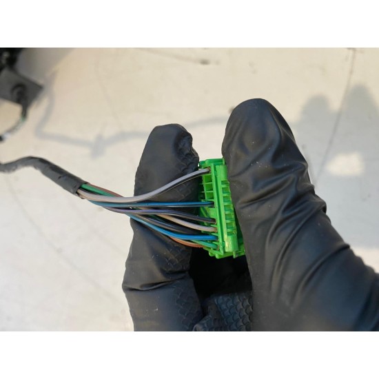 Oglinda dreapta electrica cu rabatare si bec 8 FIRE LHD VOLVO XC60 2009-2013 31298497 31371138