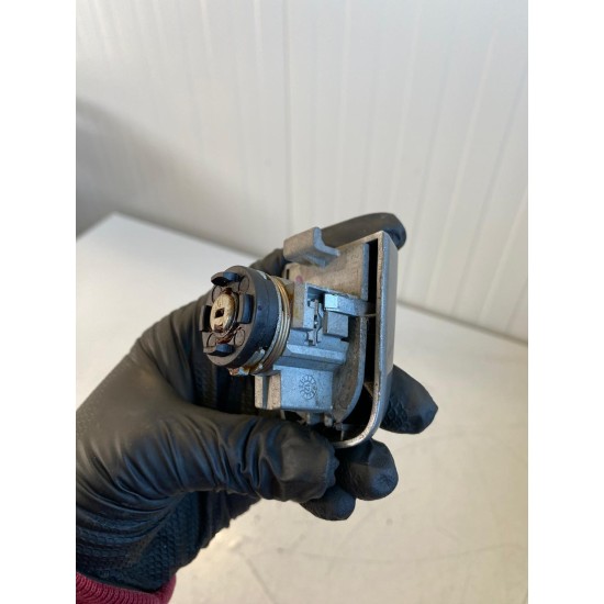 Capac maner usa VOLVO XC60 2013-2017 39998267 39998267