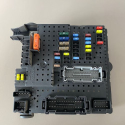 Fuse box Volvo XC90 S60 S80 V70 30786646 